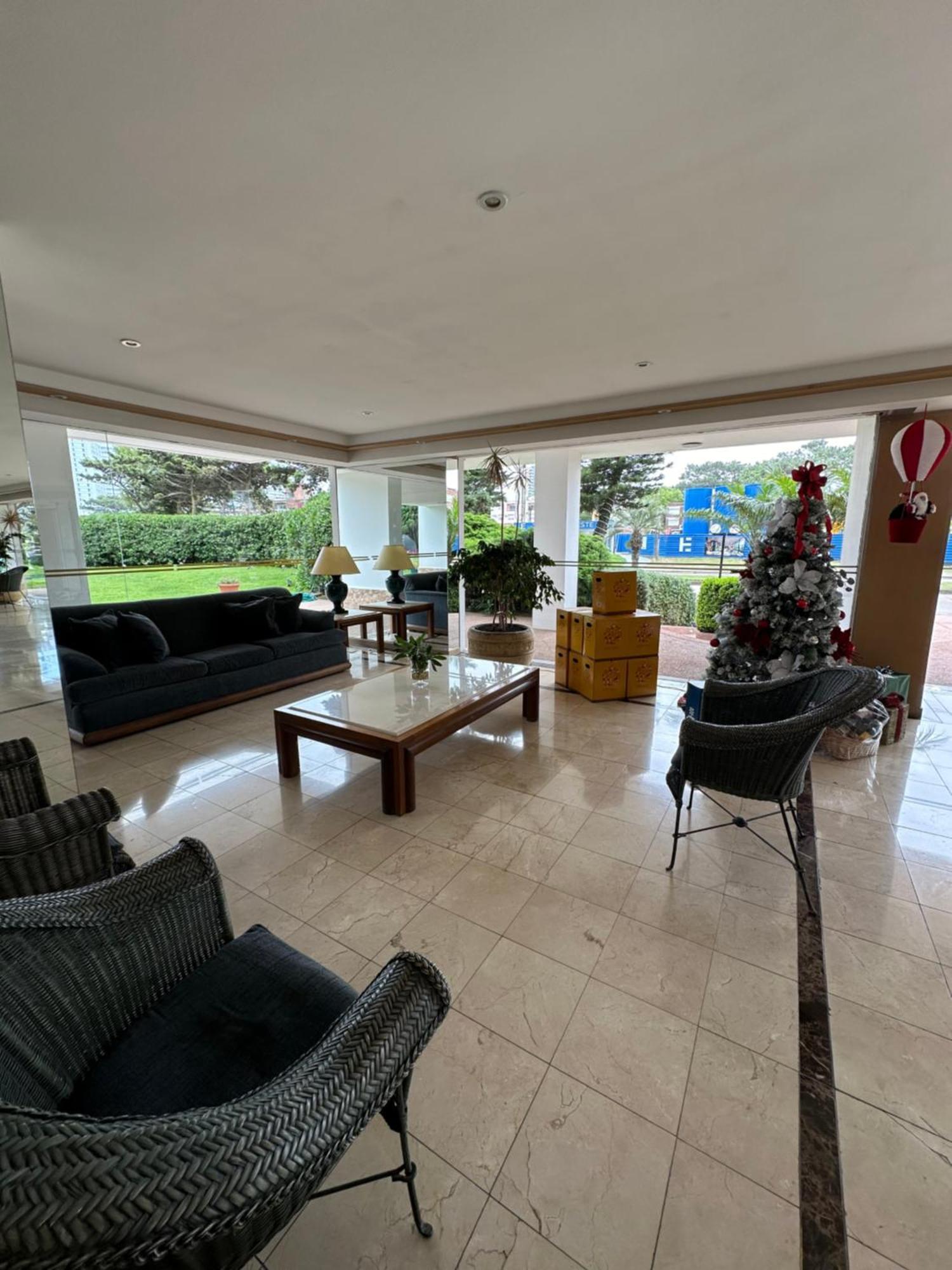Hermoso Apartamento, Torre De Categoria Long Beach, En La Mejor Ubicacion De Punta Del Este Buitenkant foto
